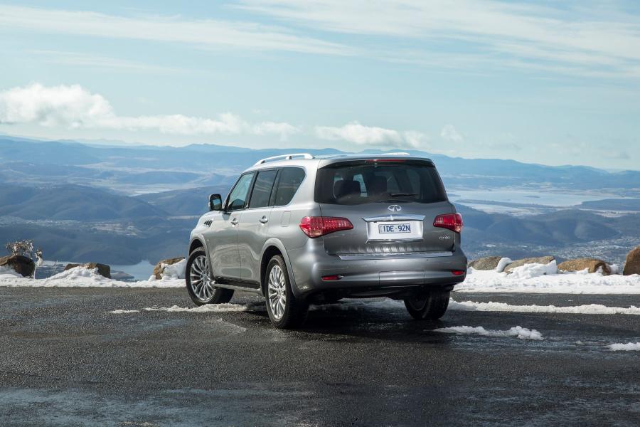  Infiniti QX80 5.6 2015 года  (AU) (фото 10 из 30)